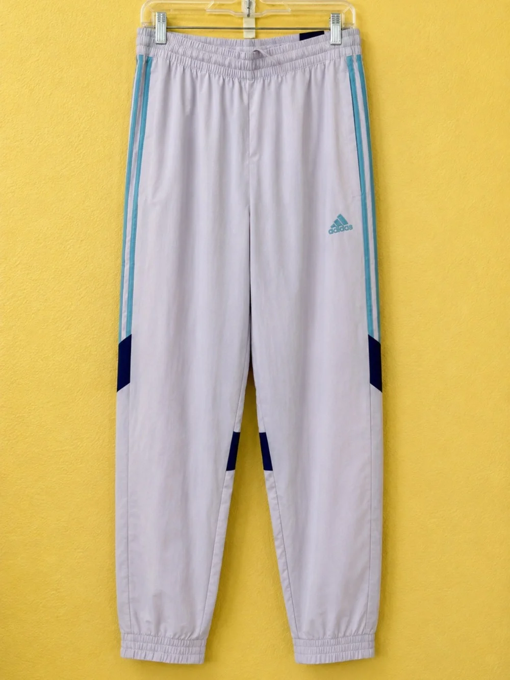 NWT! Adidas Tiro Woven Track Jogger Pants Silver Dawn Men’s Medium